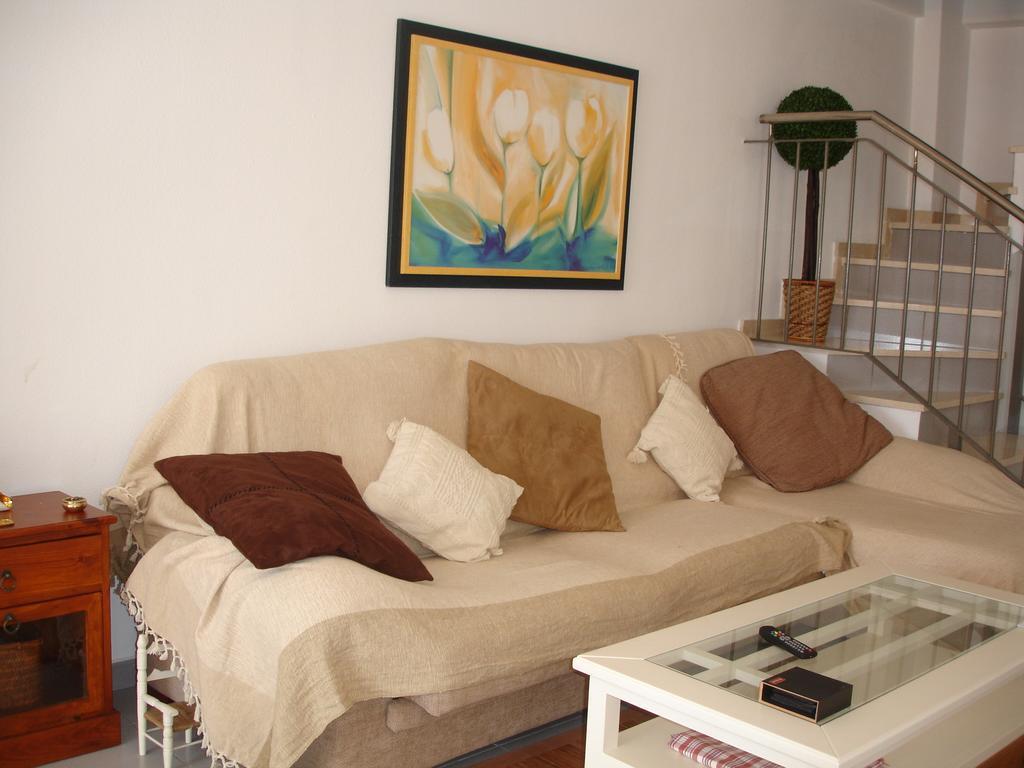 Villamarina Apartments - Zand Properties Benidorm Szoba fotó