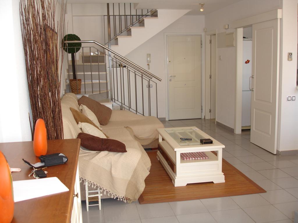Villamarina Apartments - Zand Properties Benidorm Szoba fotó