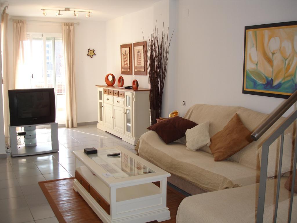 Villamarina Apartments - Zand Properties Benidorm Szoba fotó
